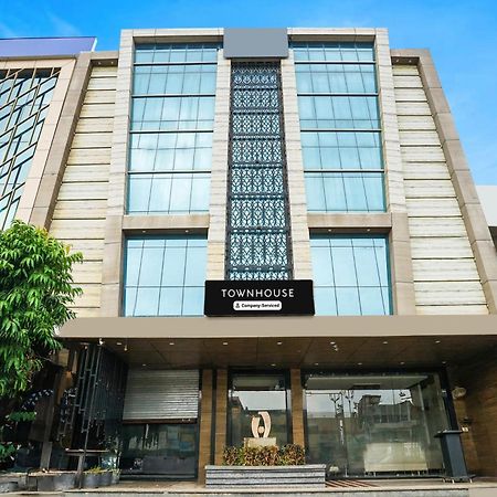 Super Townhouse Jhalawar Road Gumanpura Formerly Rockland Kota  Bagian luar foto